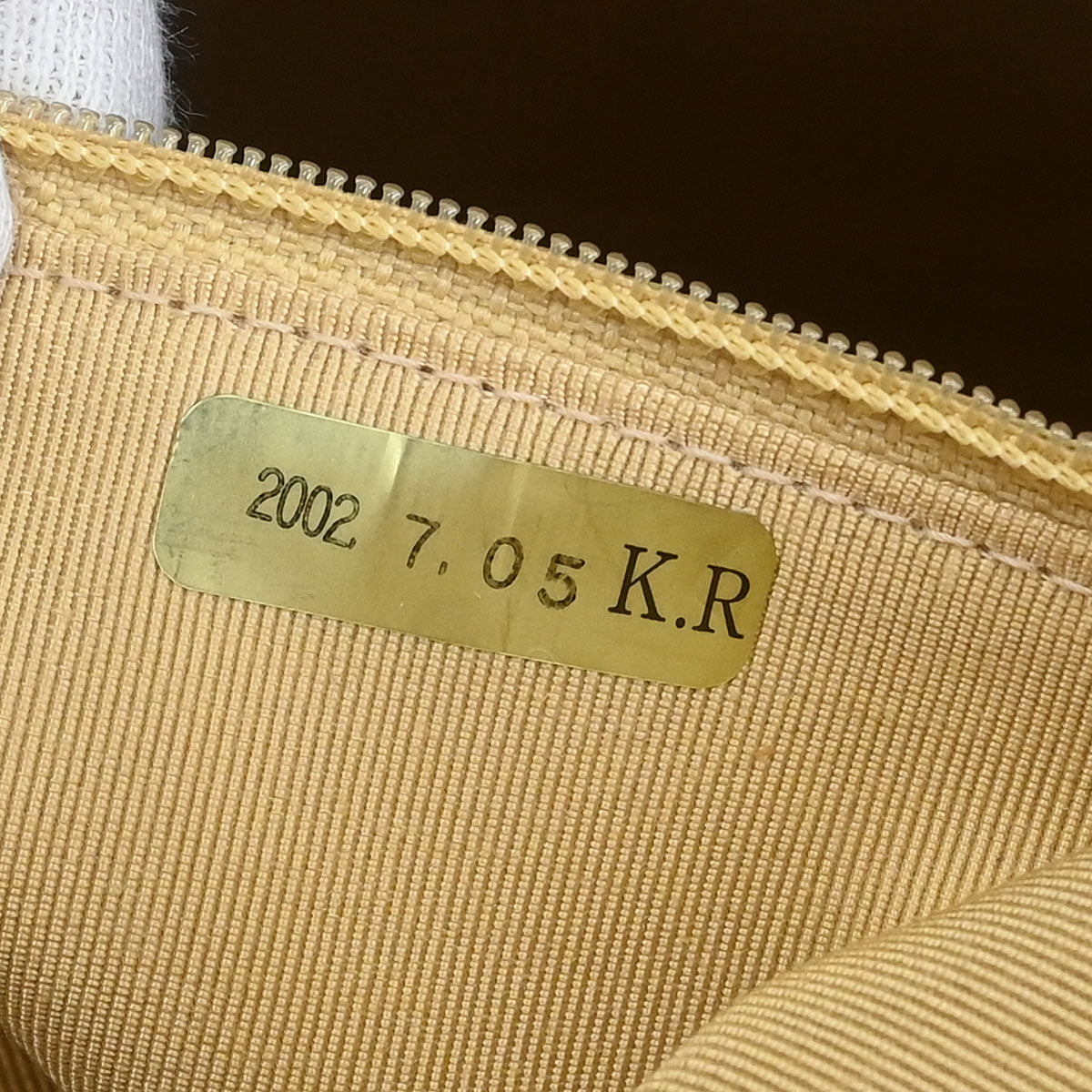 Chanel 2002-2003 Beige Caviar Tote Chain Handbag