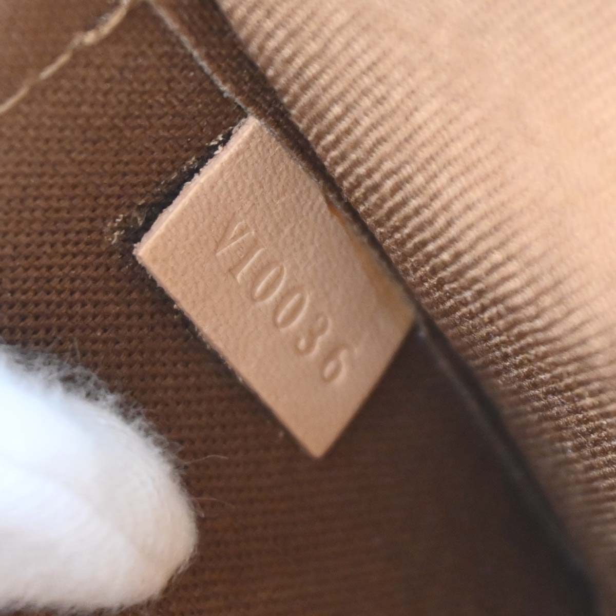 Louis Vuitton 2006 Monogram Popincourt Handbag M40009