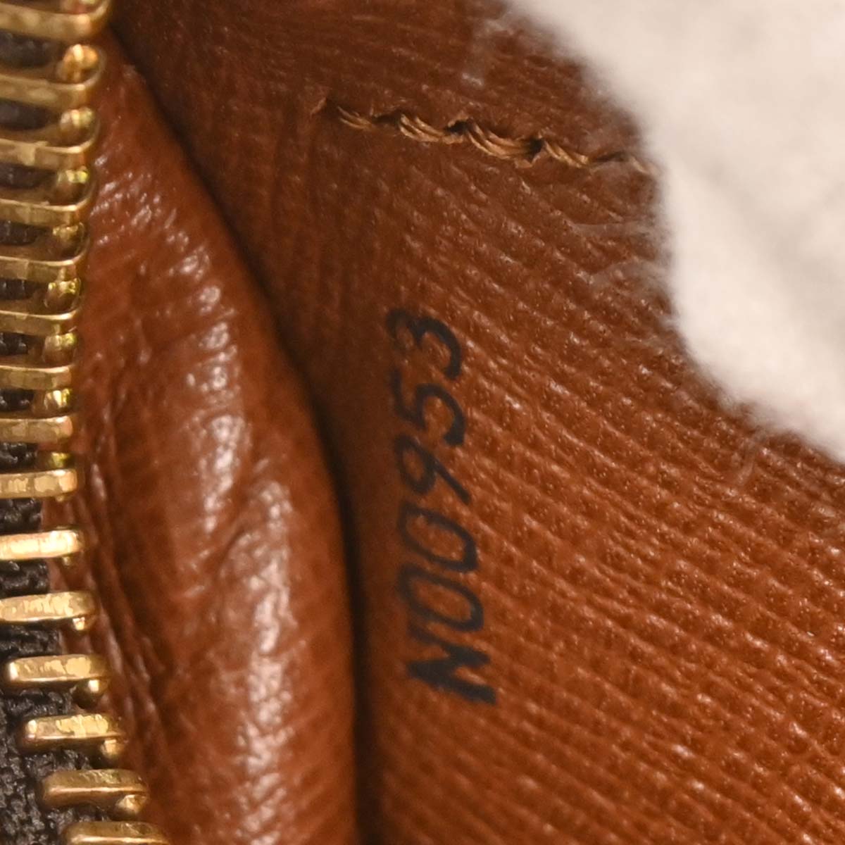 Louis Vuitton 1993 Monogram Papillon 30 Handbag M51365