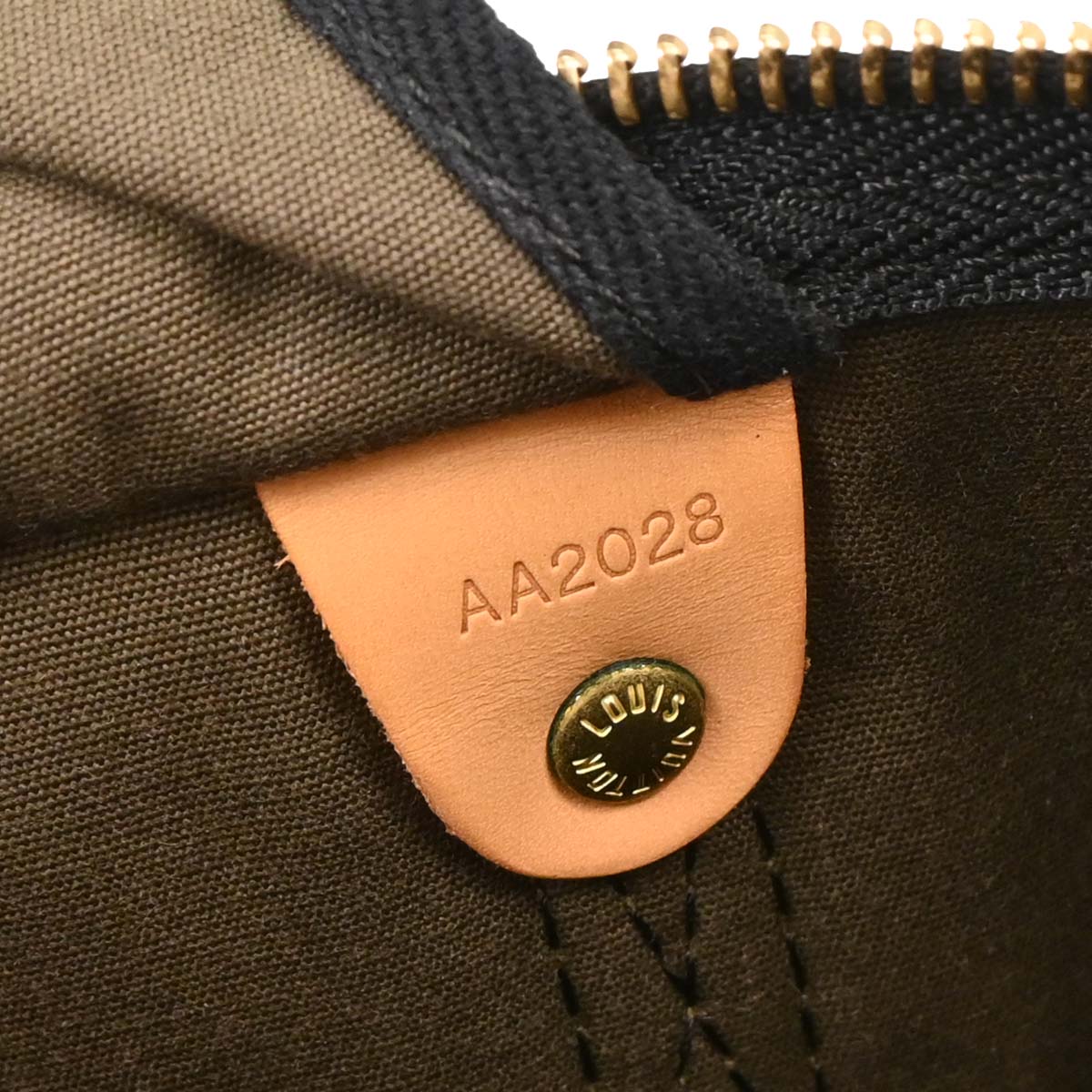 Louis Vuitton Monogramouflage Speedy 35 Handbag M95773