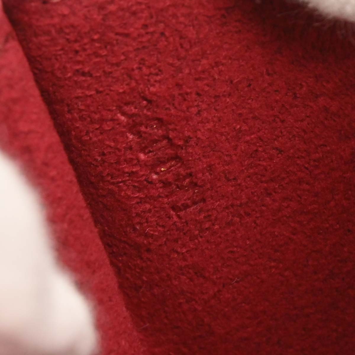 Louis Vuitton 2003 Eye Love Monogram Pochette Eye Miss You M92055