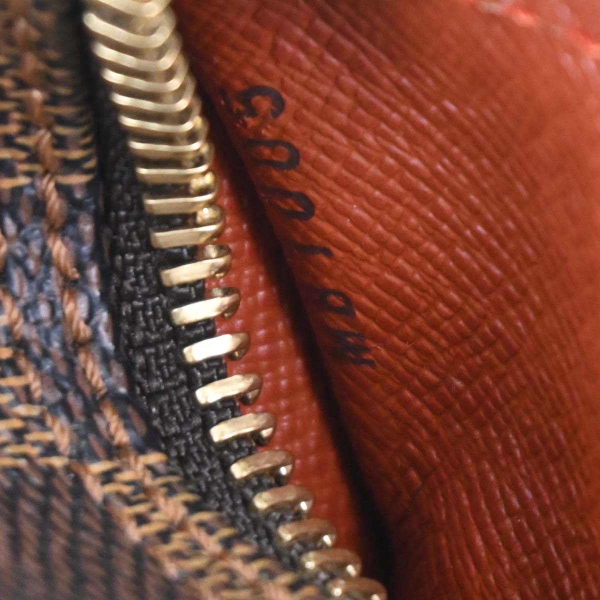 Louis Vuitton Damier Papillon 30 Handbag N51303