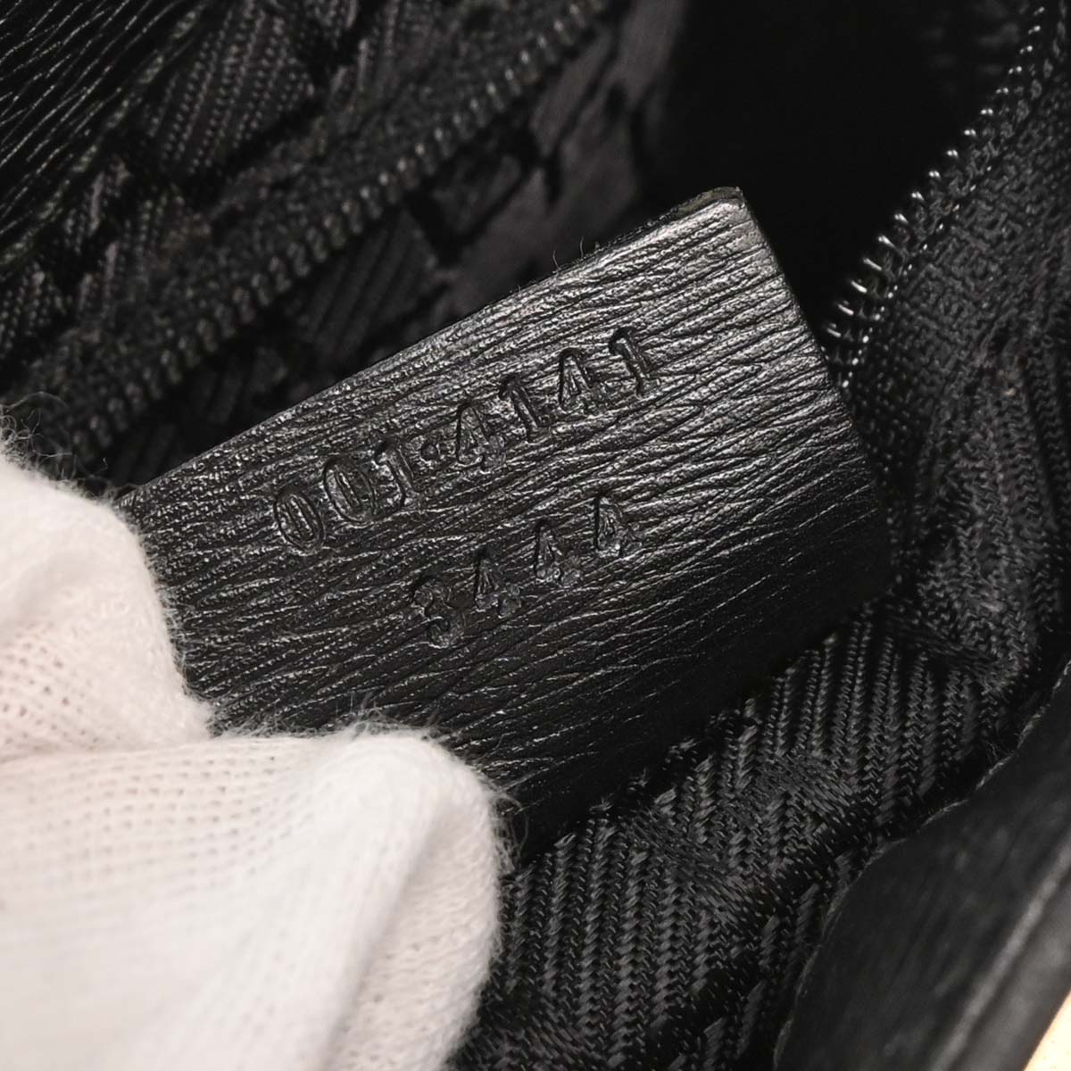 Gucci Black Leather Shoulder Bag