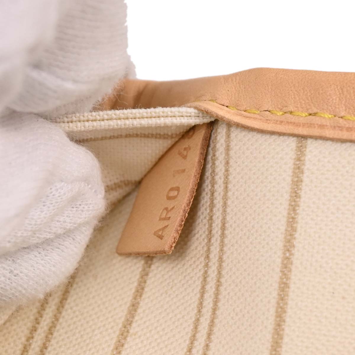 Louis Vuitton Damier Azur Neverfull MM Shoulder Tote Bag N41361