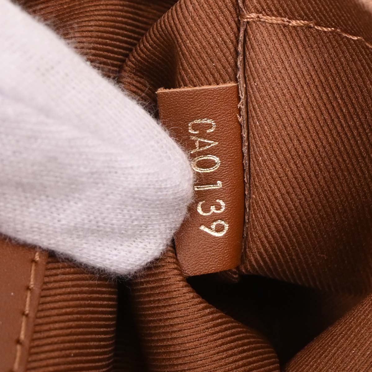 Louis Vuitton Monogram Empreinte Saintonge Shoulder Bag M44597