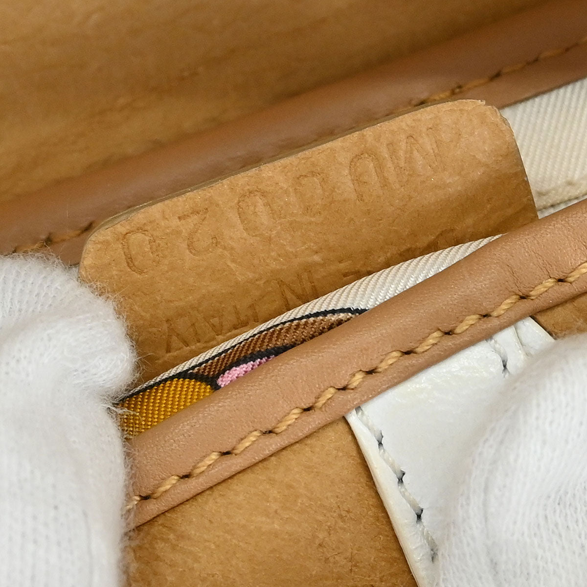 Christian Dior Beige White Leather Saddle Handbag