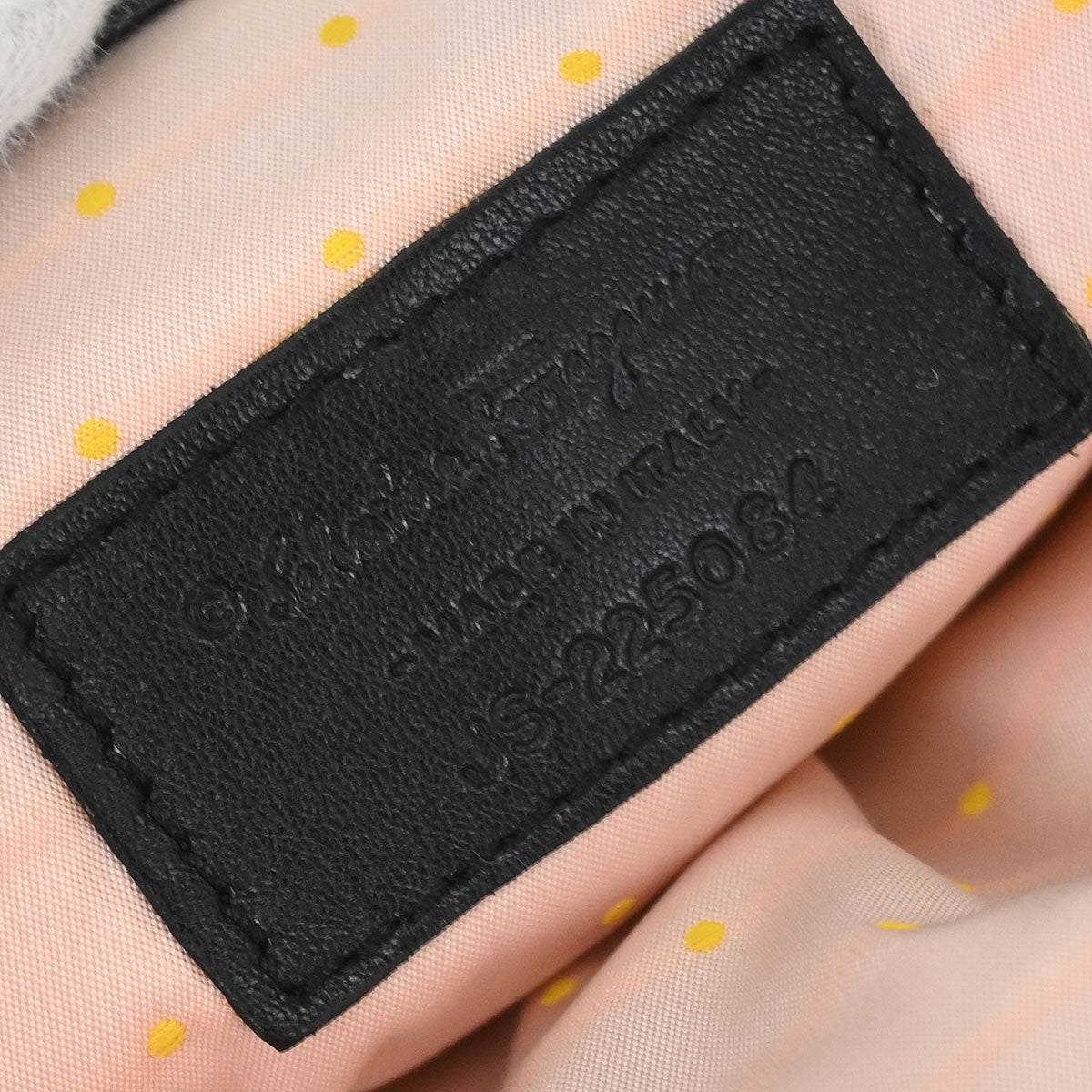 Salvatore Ferragamo Black Leather Kiss Lock Purse Handbag