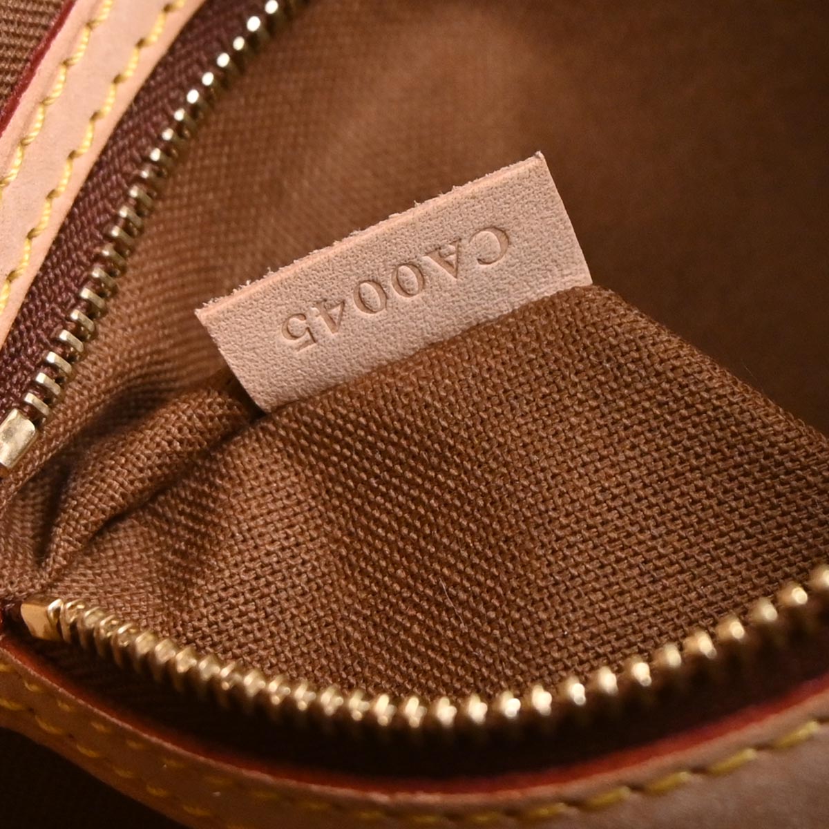 Louis Vuitton Monogram Batignolles Vertical Tote Handbag M51153