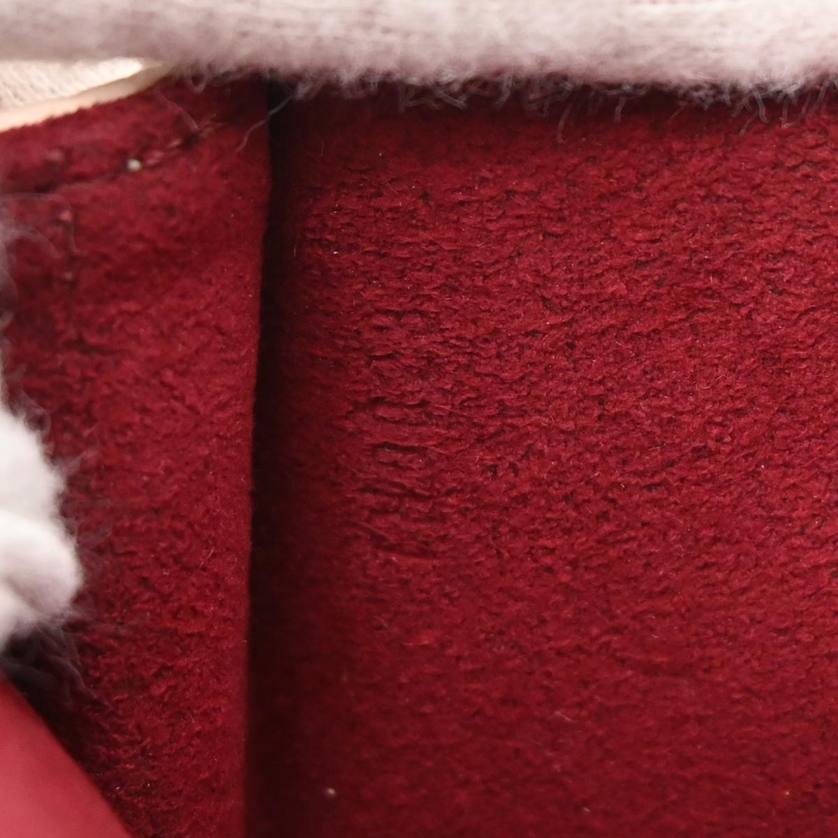 Louis Vuitton Eye Love Monogram Pochette Eye Miss You M92055