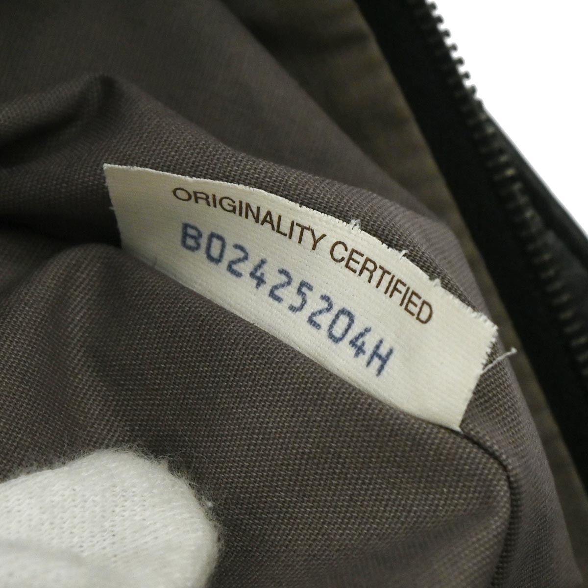 Bottega Veneta Black Calfskin Intrecciato Messenger Bag