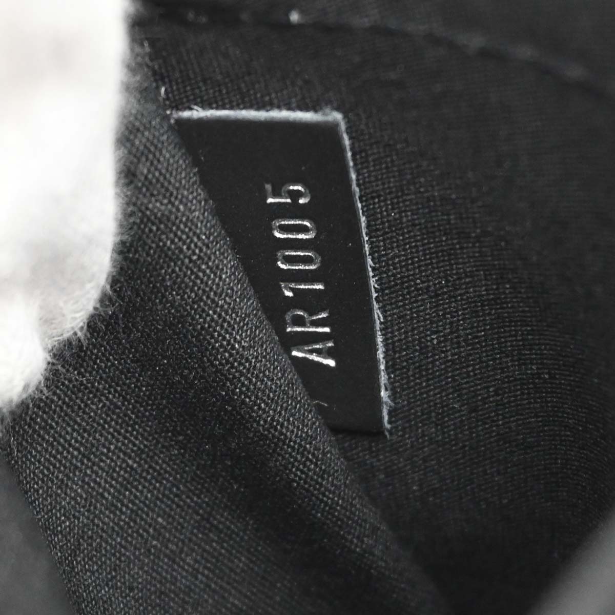 Louis Vuitton Black Epi Pochette Segur Handbag M58882