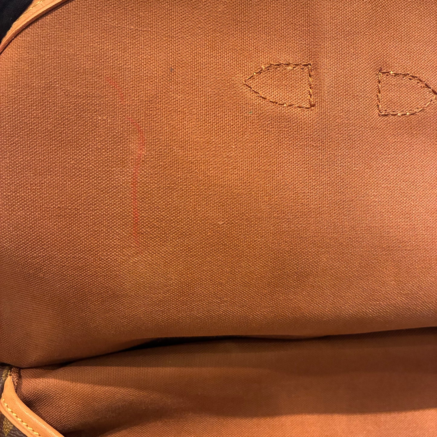Louis Vuitton 1997 Monogram Saumur 30 Messenger Shoulder Bag M42256