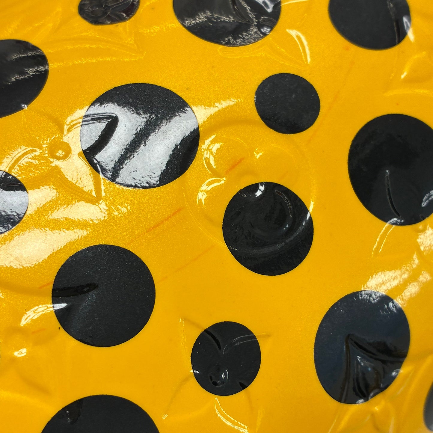 Louis Vuitton Yellow Vernis Dot Infinity Papillon Handbag M91424