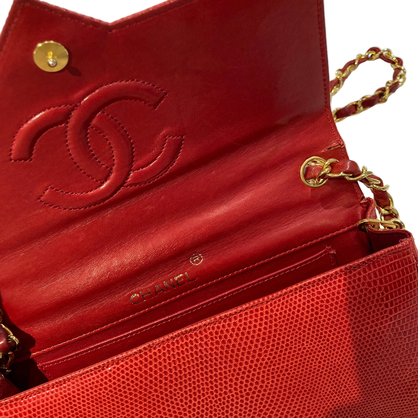 Chanel 1989-1991 Red Lizard Pointed Flap Bag Mini