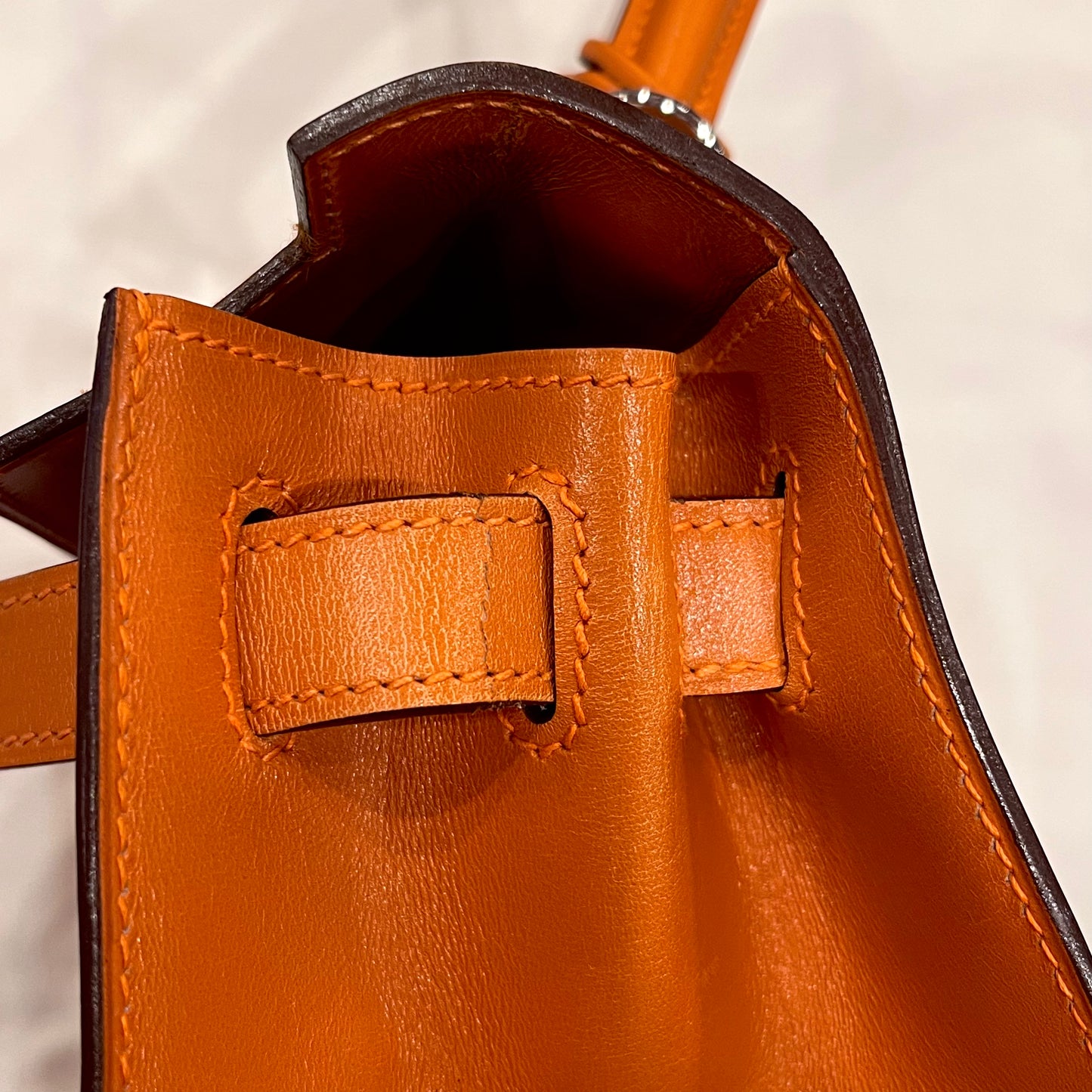 Hermes * 2004 Orange Box Calf Kelly 28 Sellier