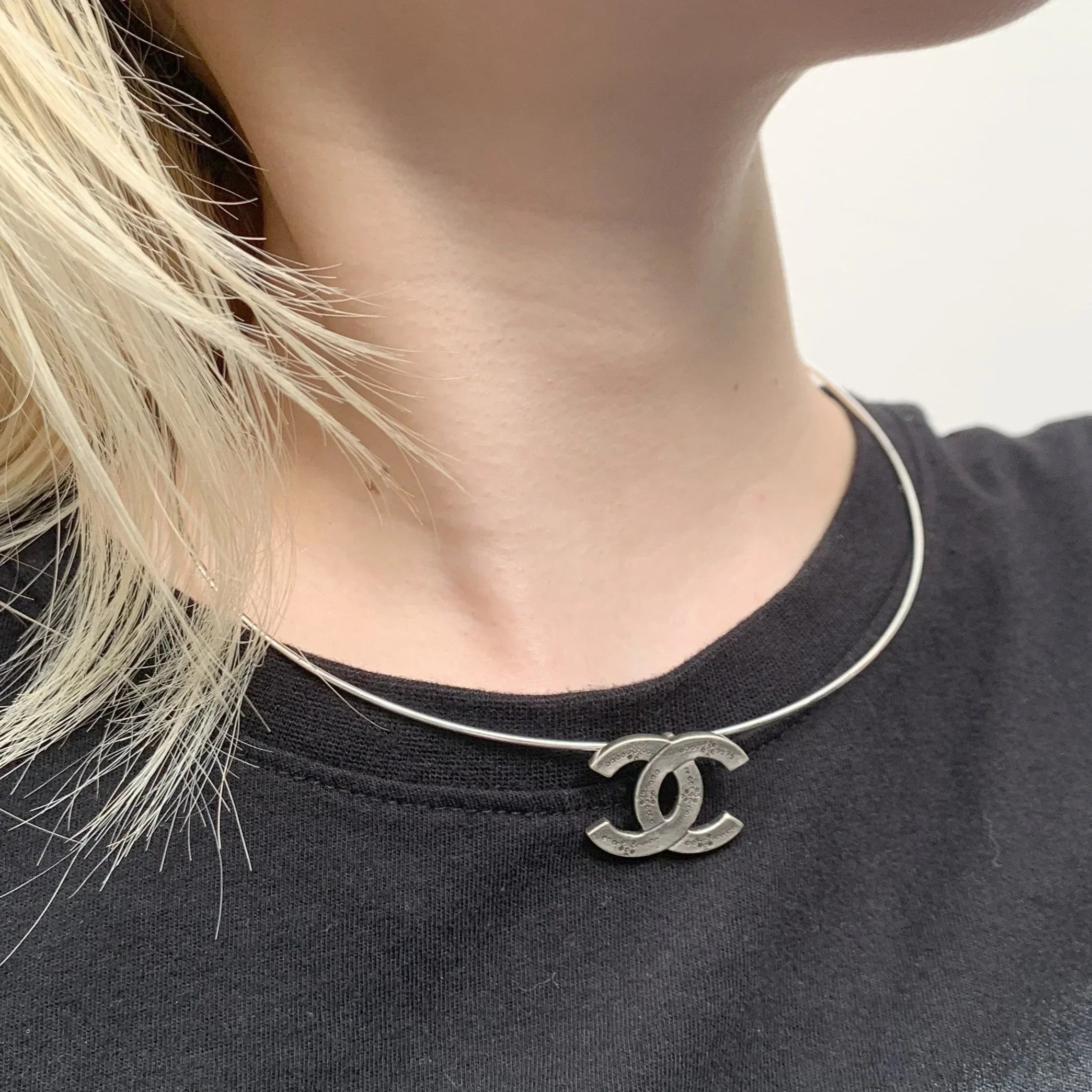 Chanel CC Necklace Pendant Silver 03P – AMORE Vintage Tokyo