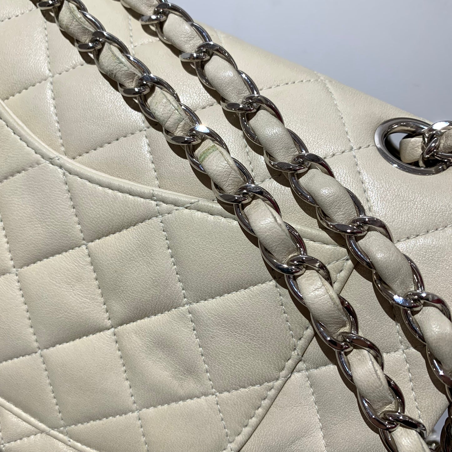 Chanel 1997-1999 Ivory Lambskin Small Classic Double Flap Shoulder Bag