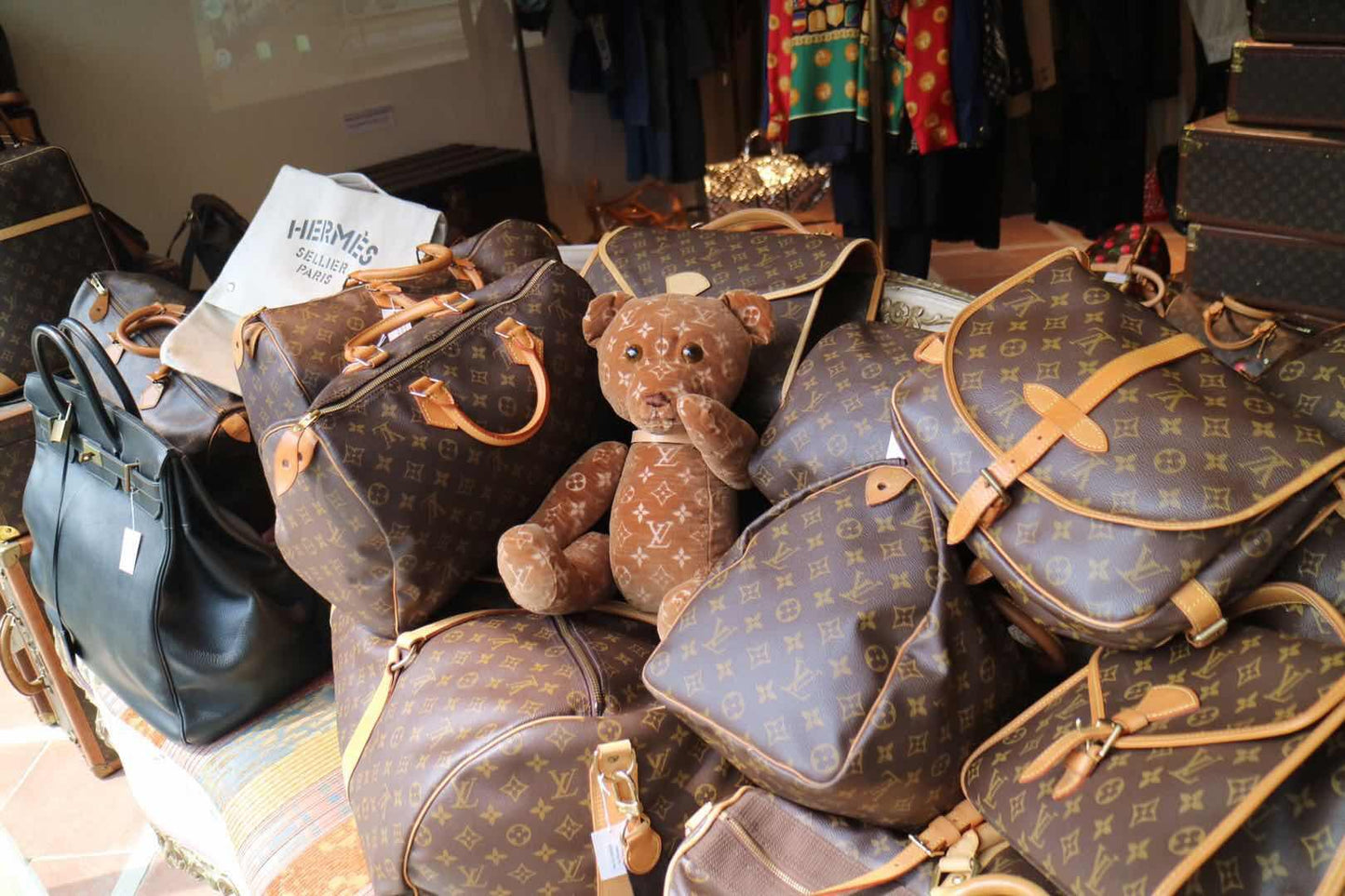Aoyama Store Reservation