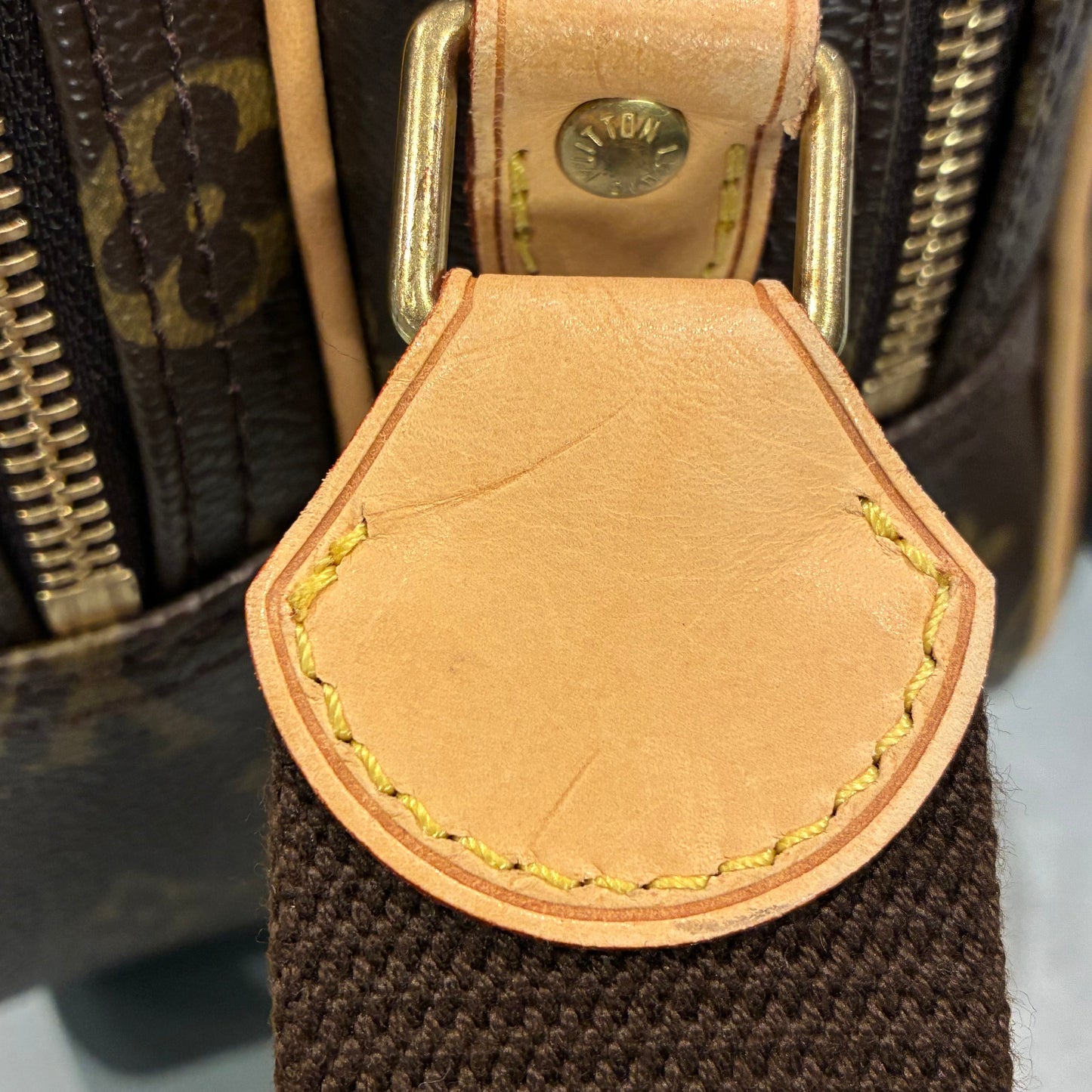 Louis Vuitton 2010 Monogram Reporter PM Shoulder Bag M45254