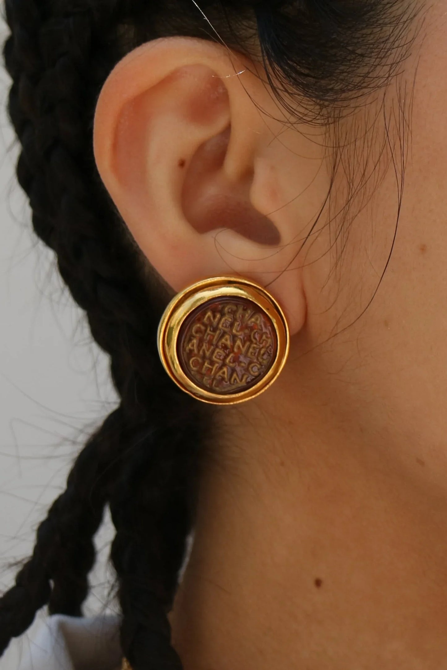 Chanel Button Earrings Clip-On Gold 99A