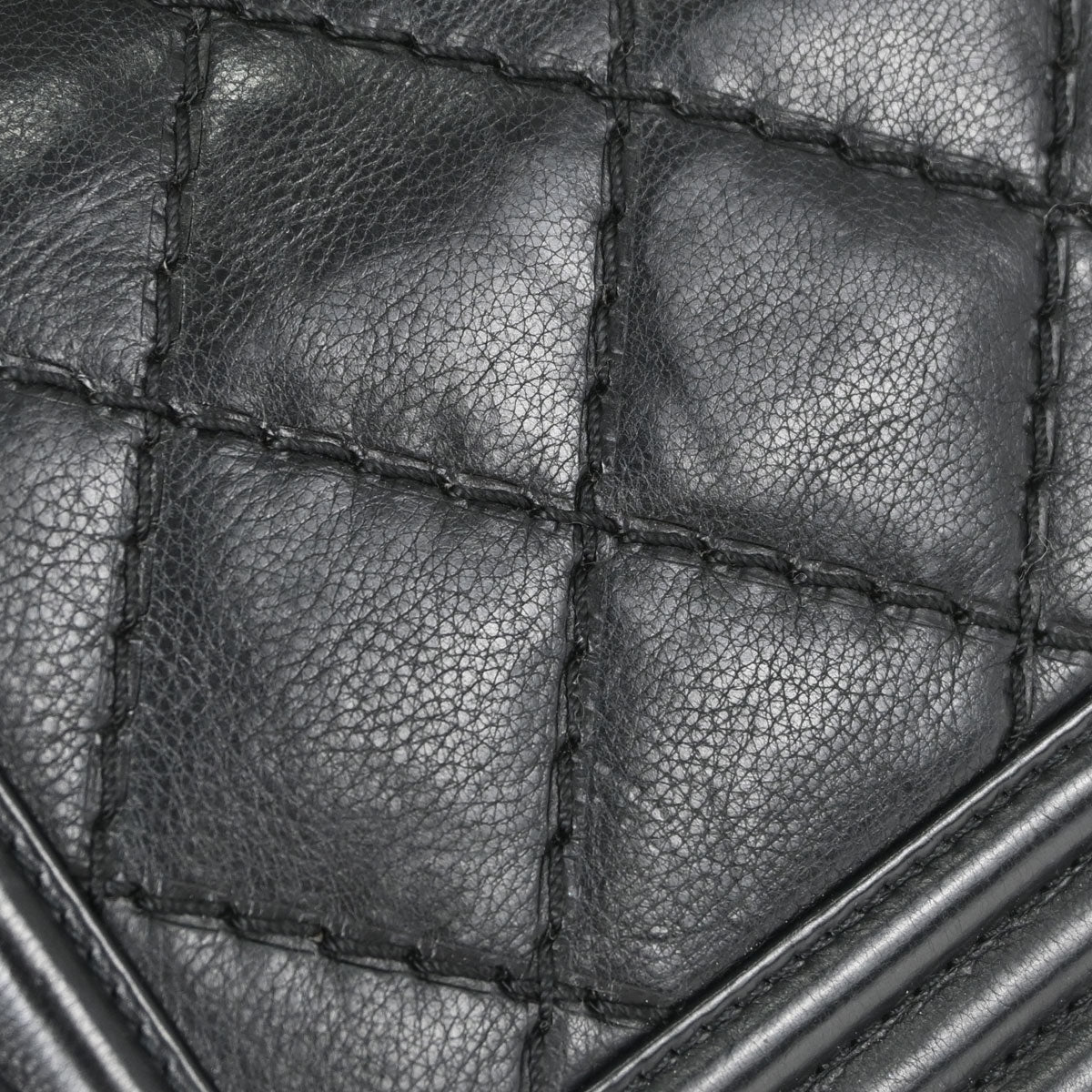 Boy Chanel Black Calfskin Diamond Stitch Small Chain Shoulder Bag