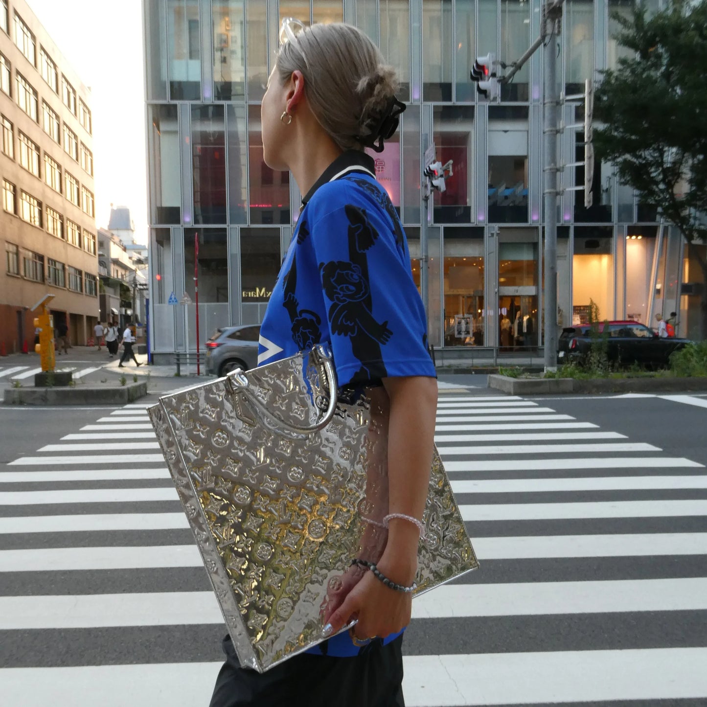Louis Vuitton 2009 Silver Monogram Miroir Sac Plat Handbag M40269