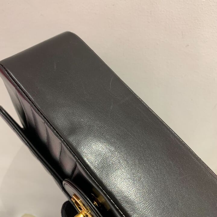 Chanel 1991-1994 Black Lambskin Vertical Stitch Single Flap Shoulder Bag