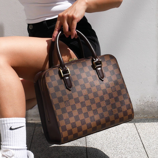 lv triana price