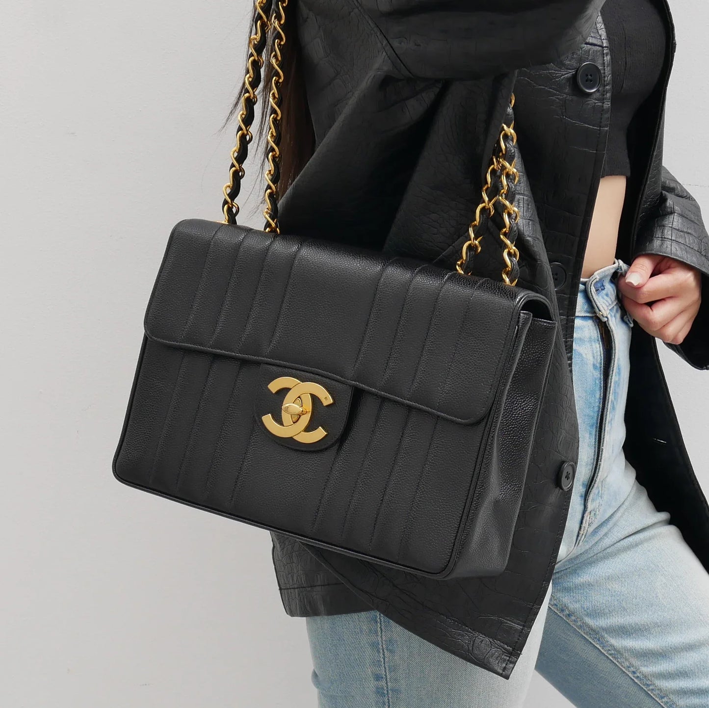 Chanel * 1994-1996 Black Caviar Jumbo Vertical Stith Classic Flap