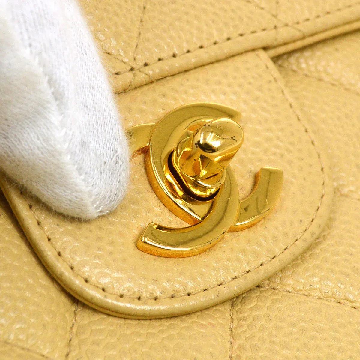 CHANEL 1996-1997 Classic Flap Handbag