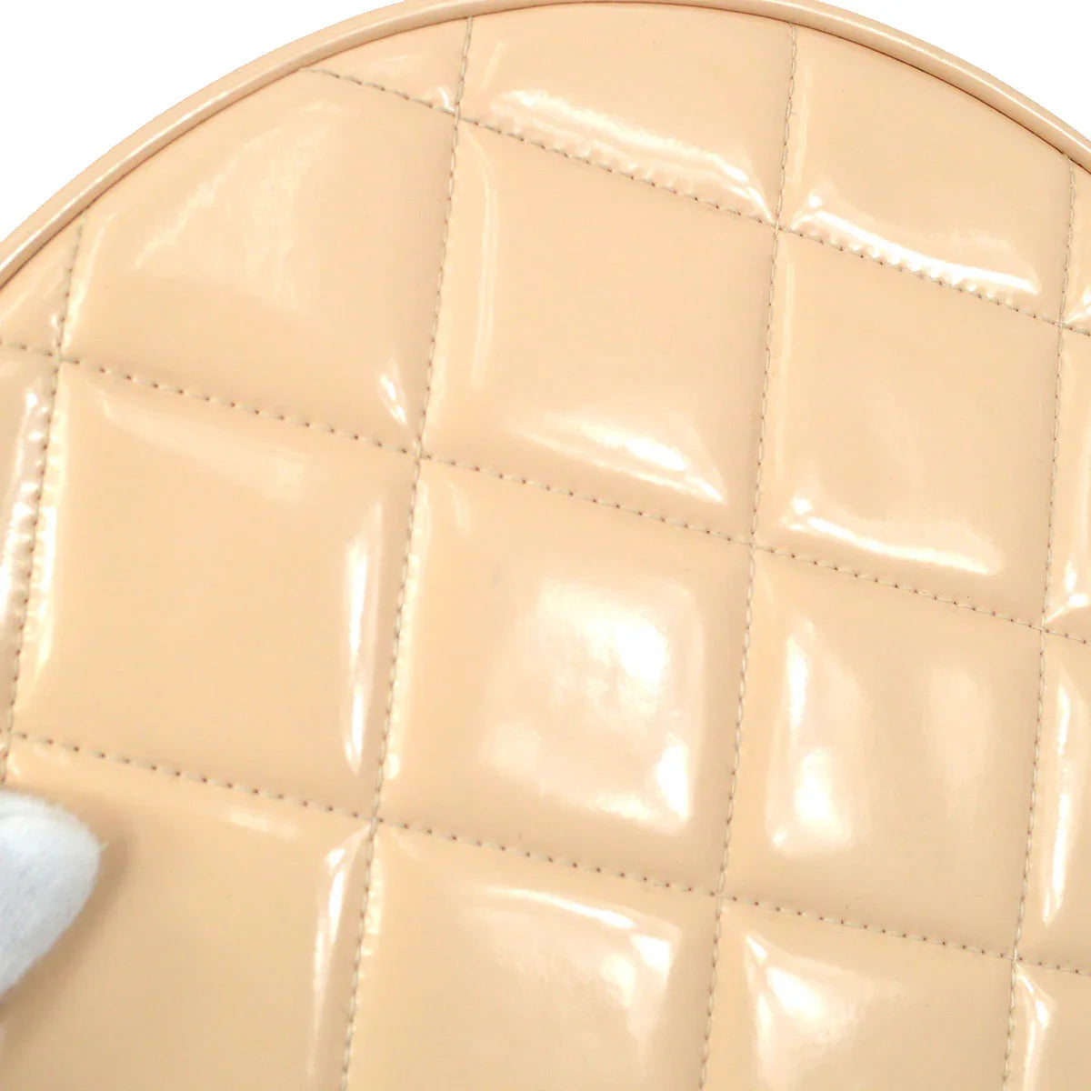 CHANEL * 1995 Round Cosmetic Chain vanity Hand Bag Beige