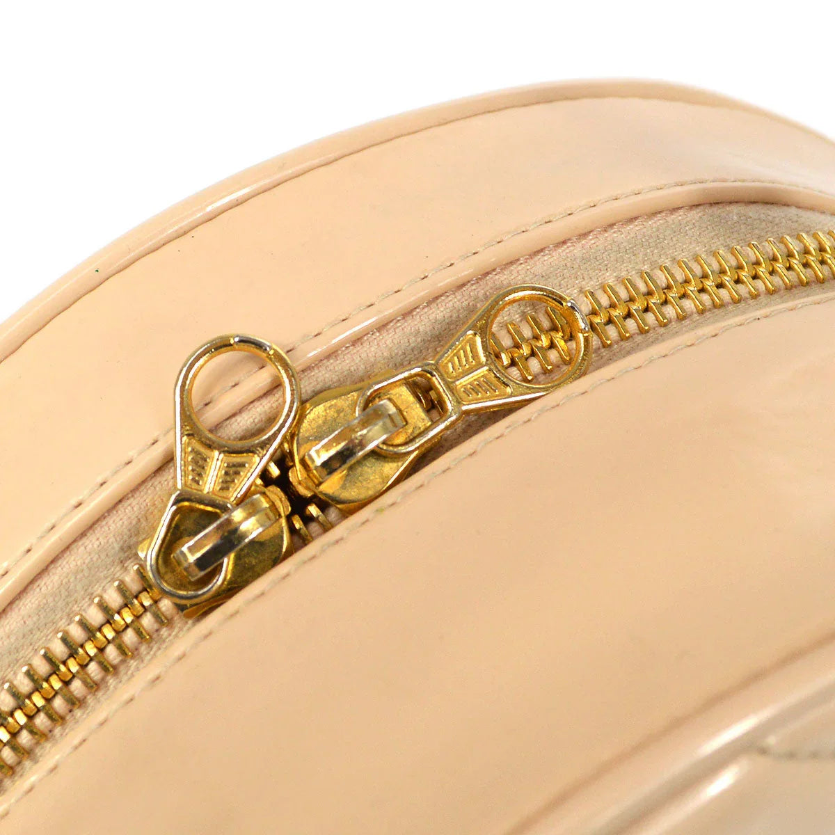 CHANEL * 1995 Round Cosmetic Chain vanity Hand Bag Beige