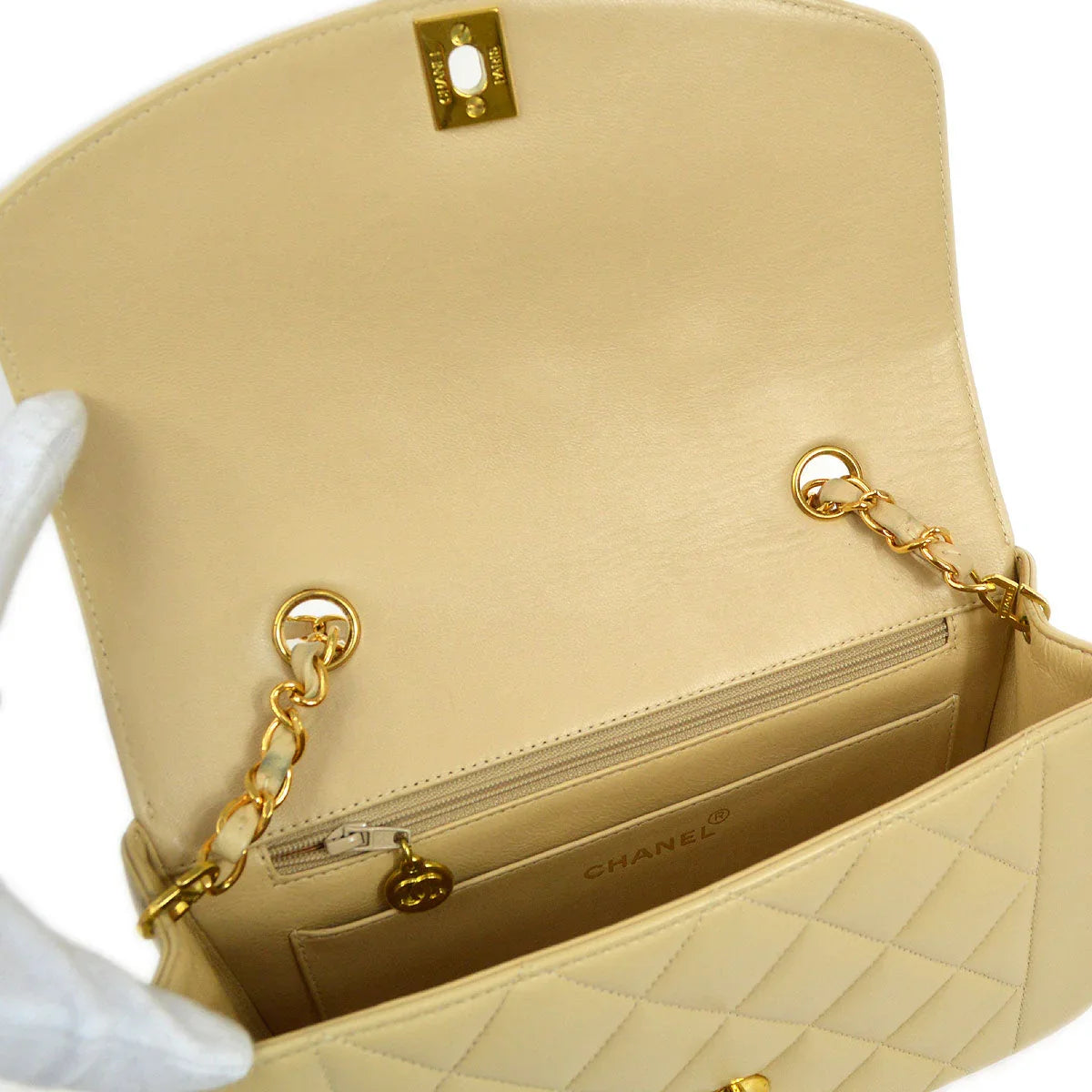 Chanel *1994-1996 Beige Lambskin Diana Small