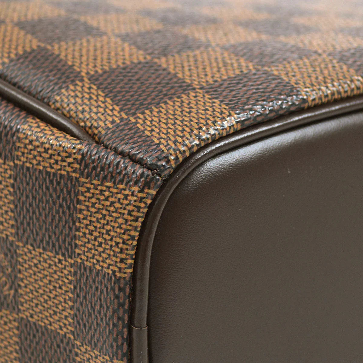 Louis Vuitton 2002 Damier Sarria Seau N51284