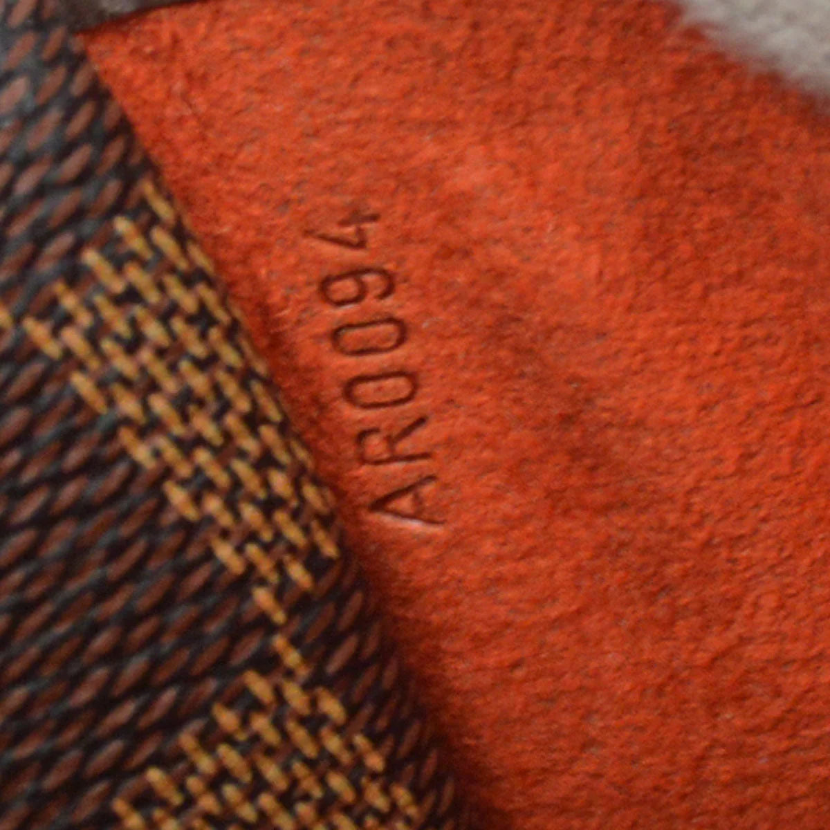 路易·威登(Louis Vuitton)2004 Sarria水平手提包Damier N51282