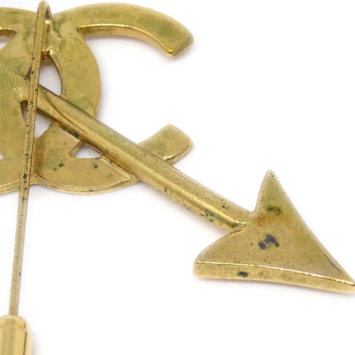 CHANEL 1993 Arrow CC Brooch Pin Gold