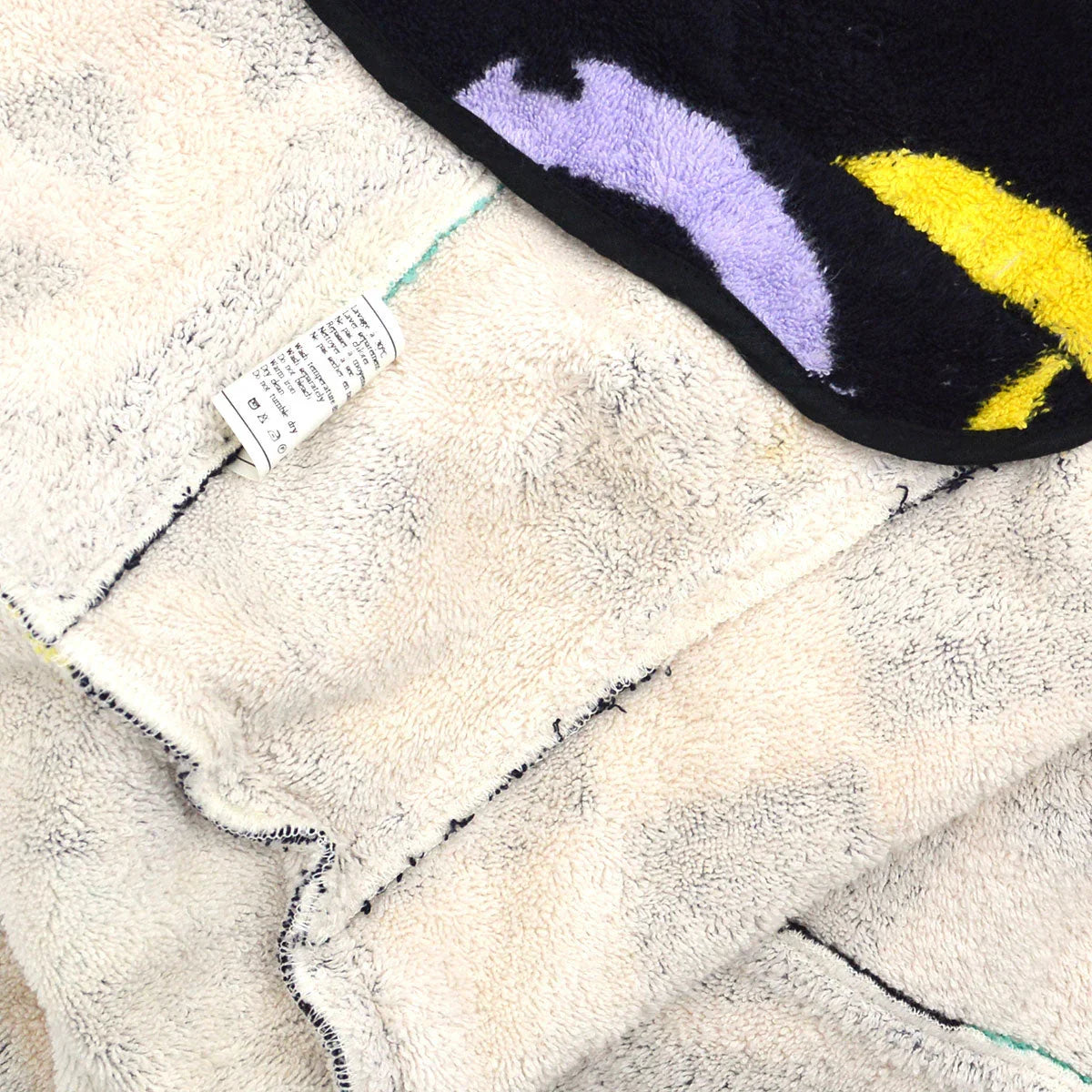 CHANEL 1995 Spring CC check-print bathrobe #36