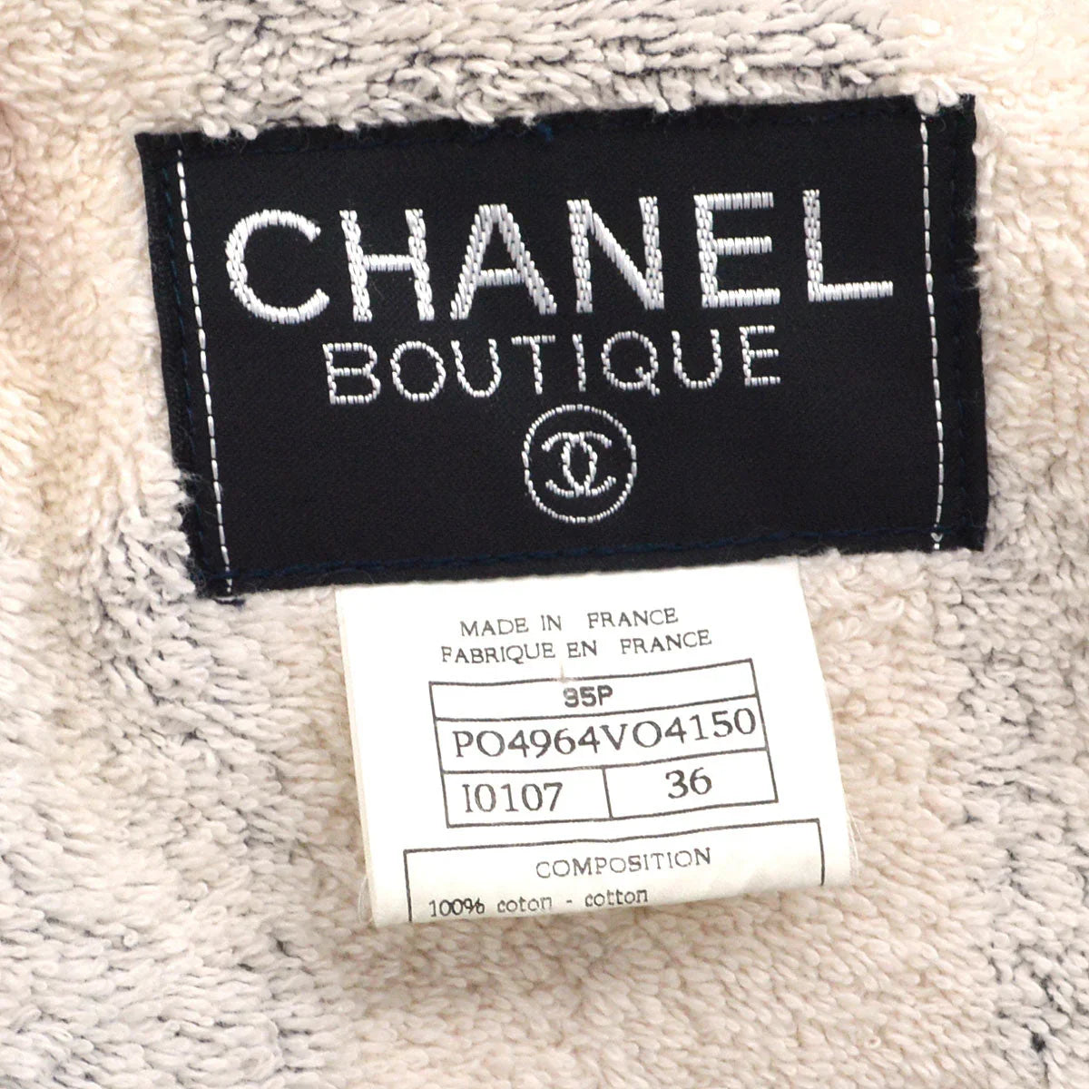 CHANEL 1995 Spring CC check-print bathrobe #36