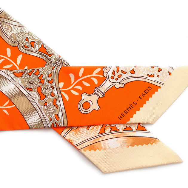 HERMES Lift Profile Twilly Scarf – AMORE Vintage Tokyo