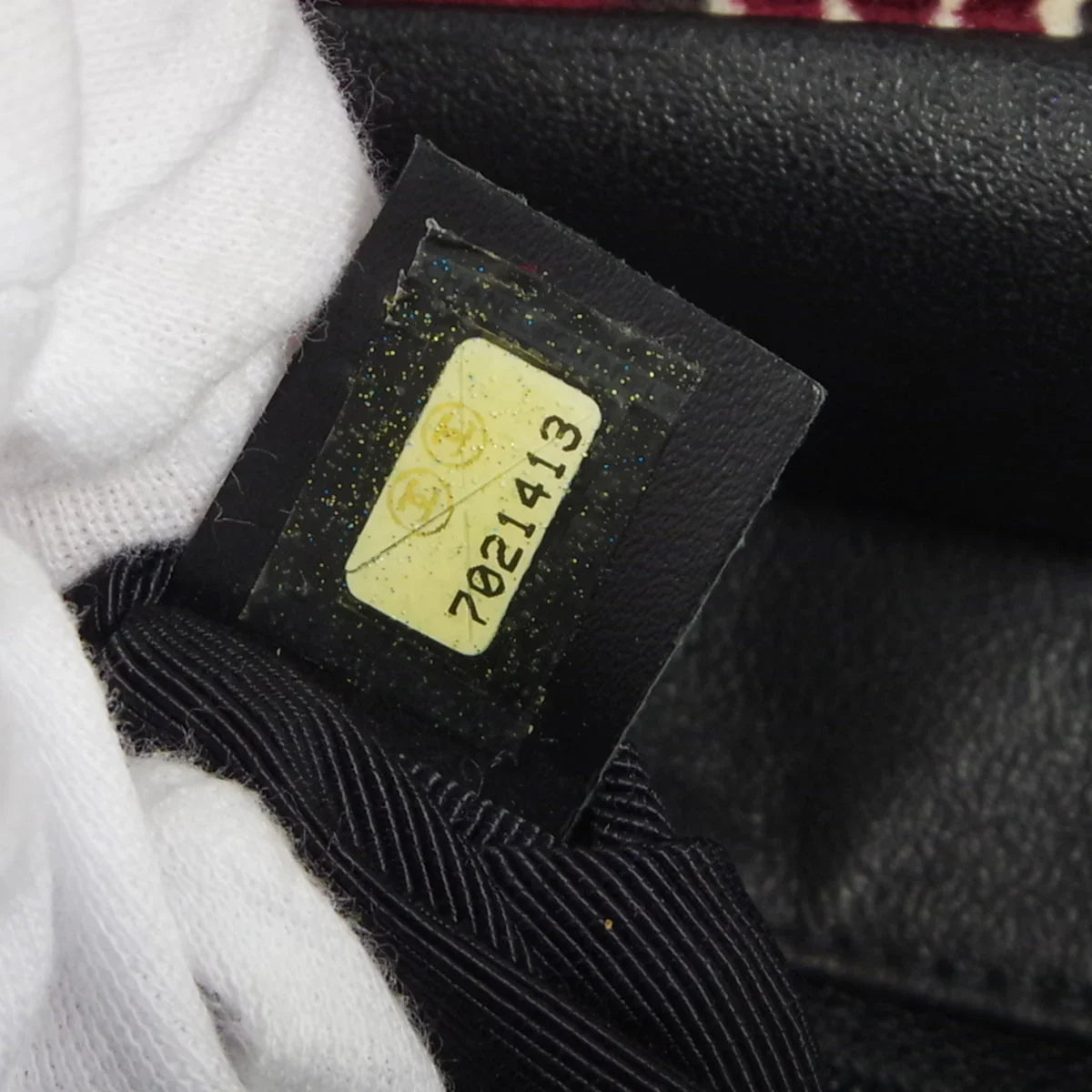 CHANEL 2001-2003 COCO Handbag Bordeaux Velvet
