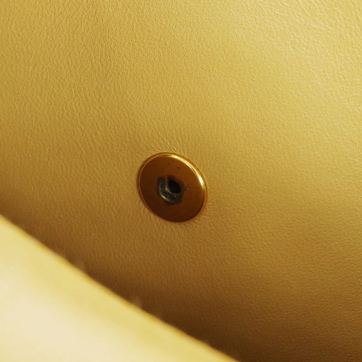 CHANEL 1998 Classic Single Flap Jumbo Camel Caviar