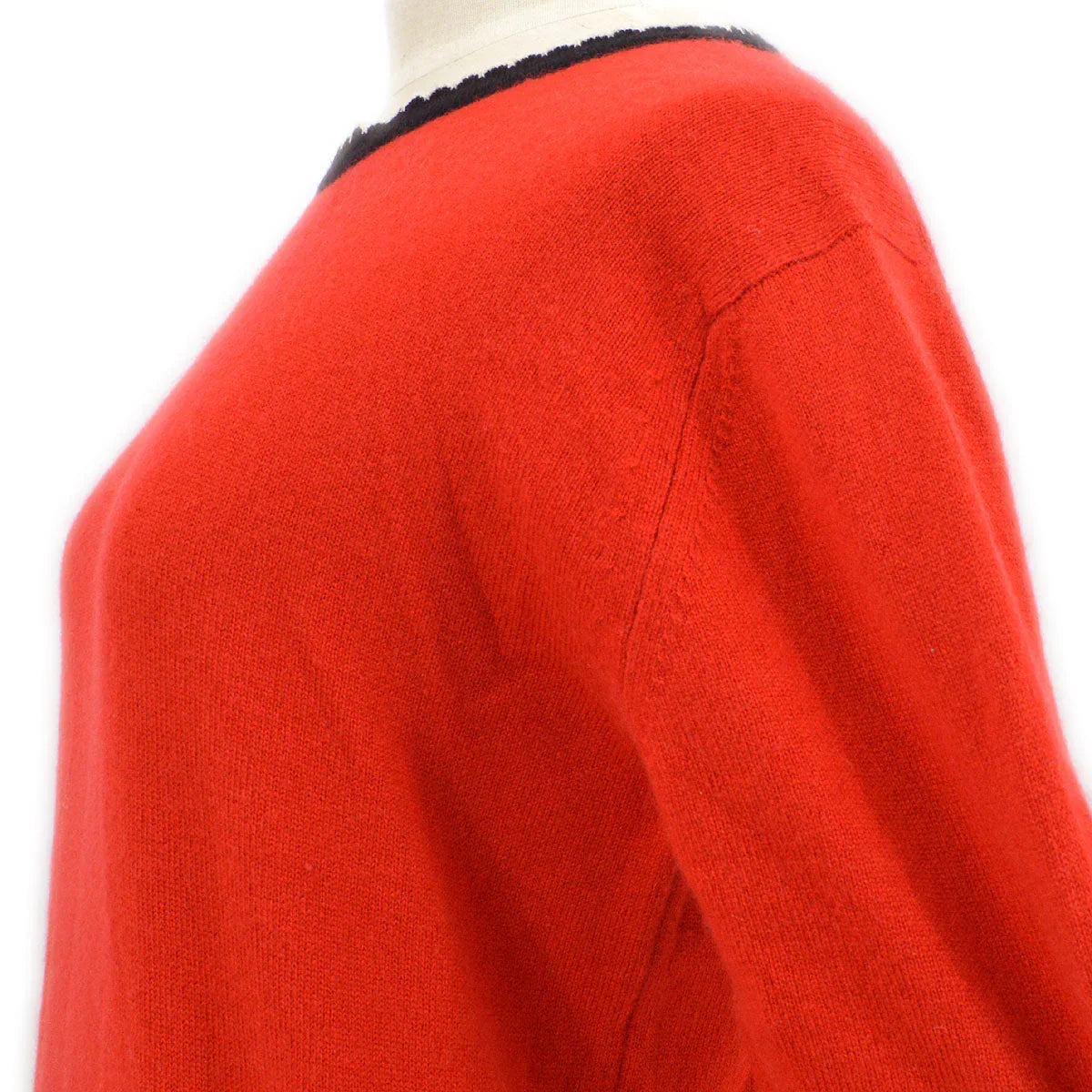 Chanel trimmed neck cashmere T-shirt