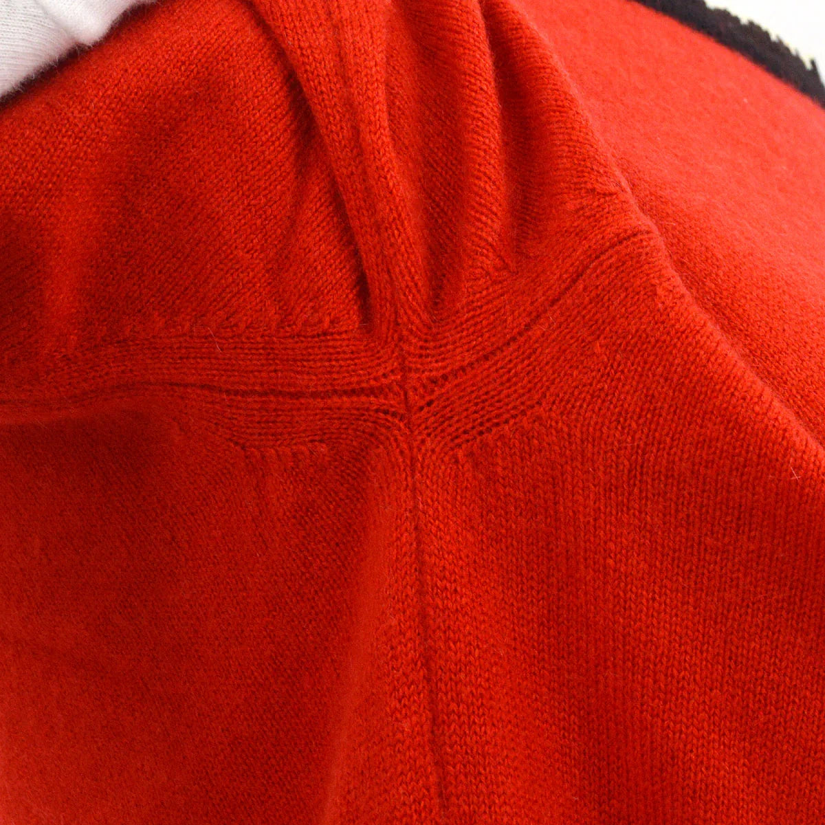 Chanel trimmed neck cashmere T-shirt