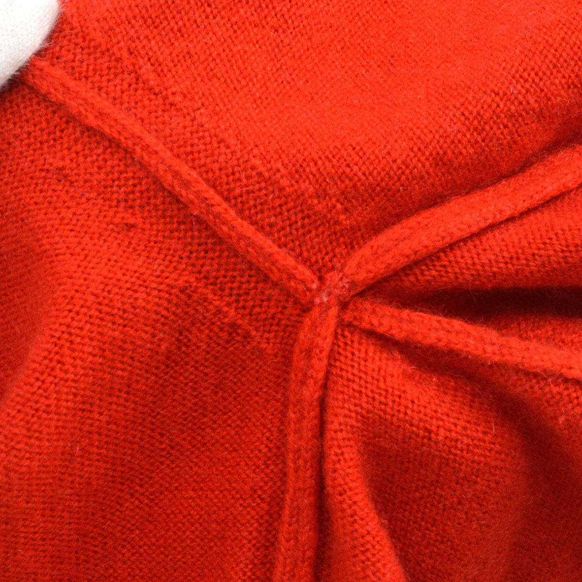 Chanel trimmed neck cashmere T-shirt