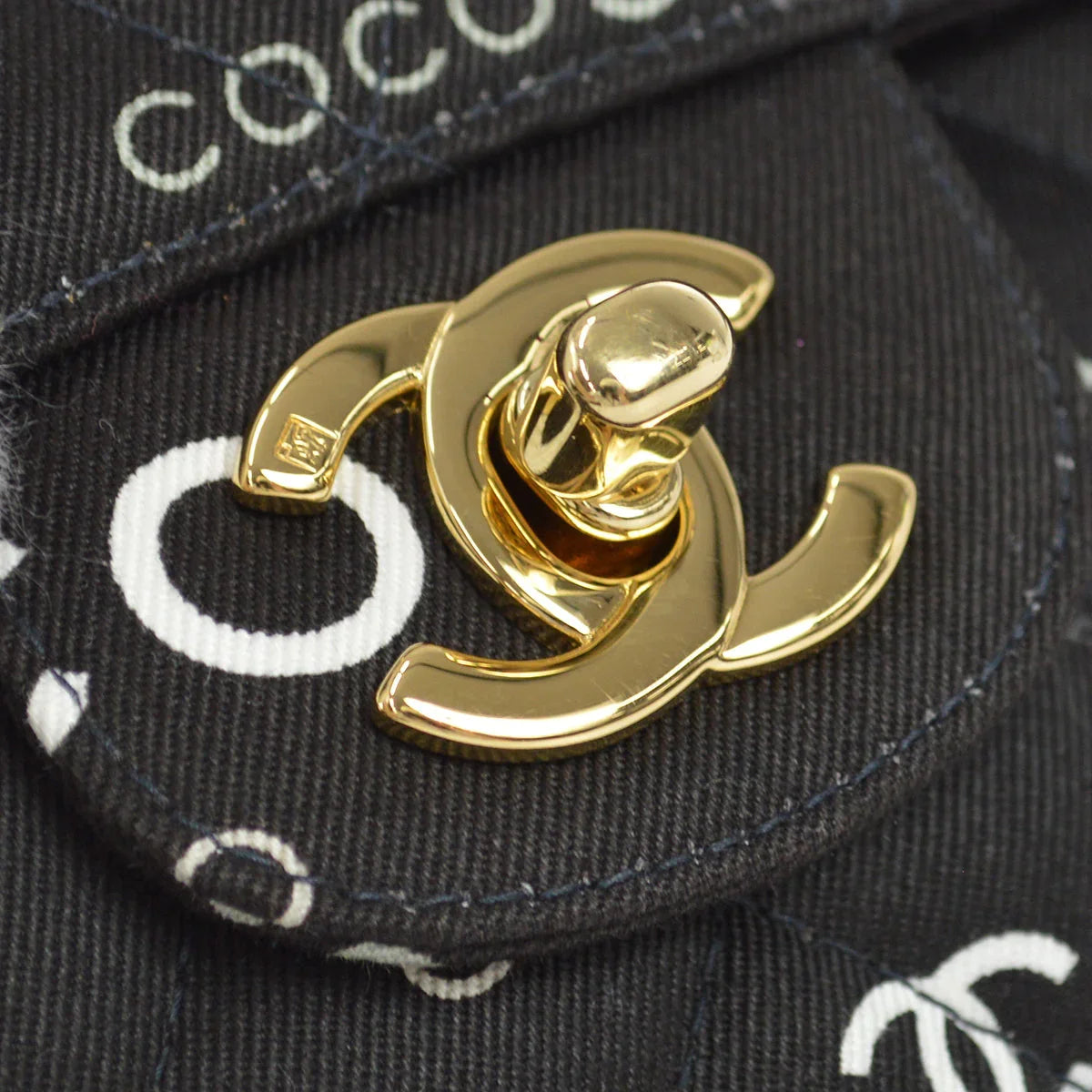 Chanel * 2001 COCO Classic Double Flap Medium Black