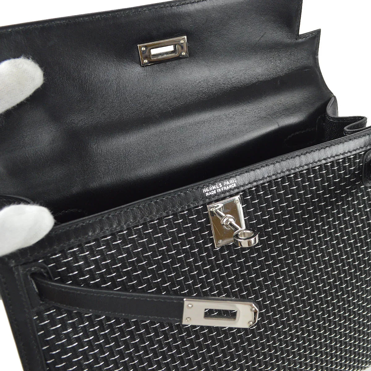 Hermes * 1999 Kelly 25 Sellier Black Metal Crinolin