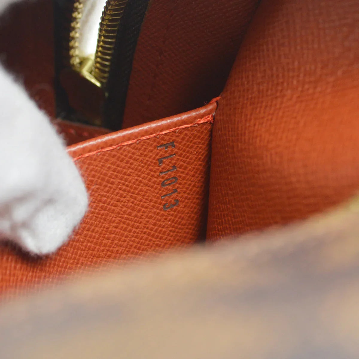 Louis Vuitton 2003 Cite MM Damier N48068