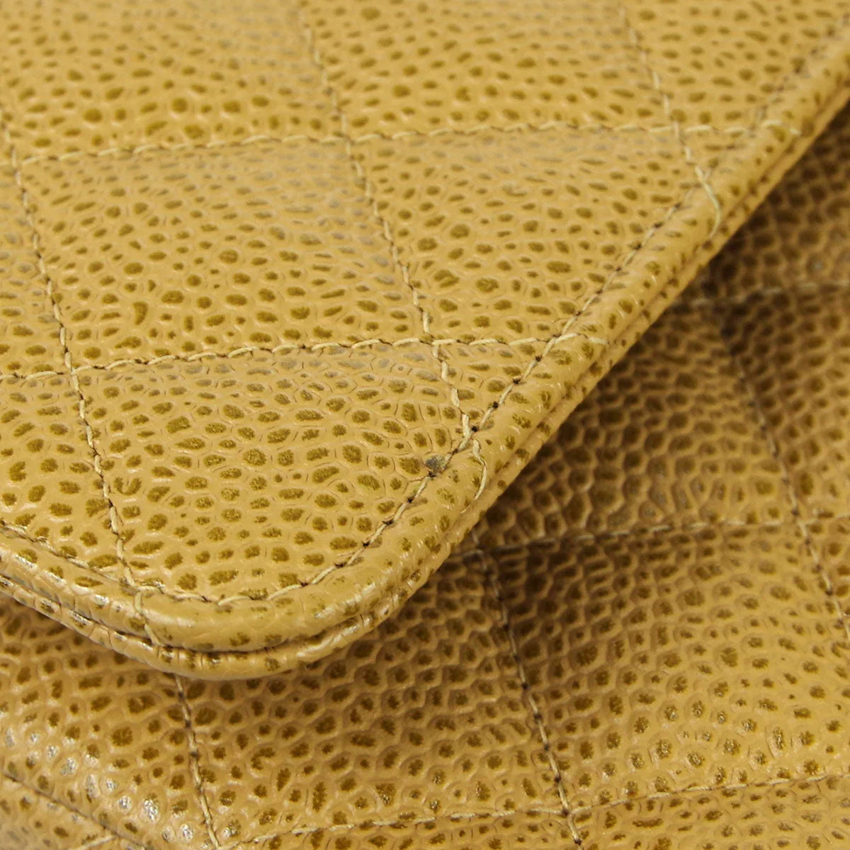 Chanel 2000-2001 Classic Double Flap Medium Beige Caviar