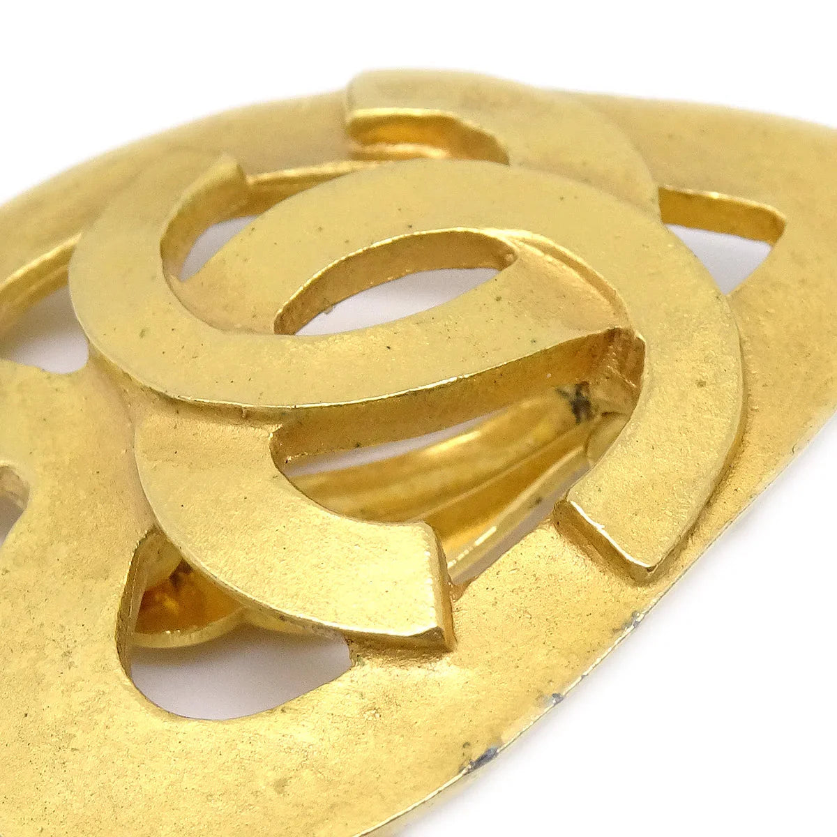 Chanel 1995 Heart Earrings Gold Clip-On 95P