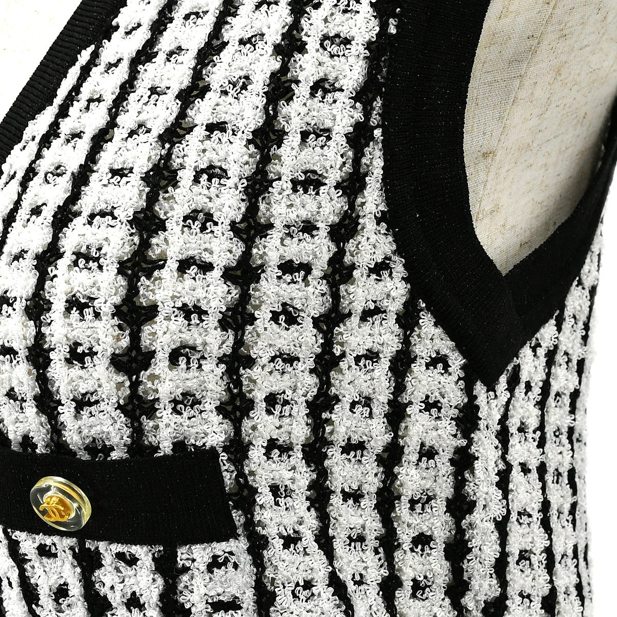 Chanel 1997 Spring tweed knitted top and cardigan #38
